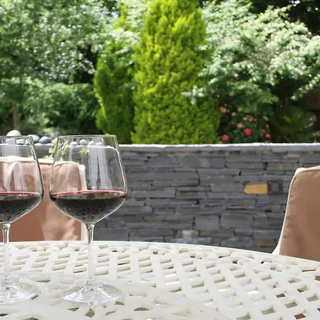 Boatman's Quarters -three Bedroom Guest Daire Skibbereen