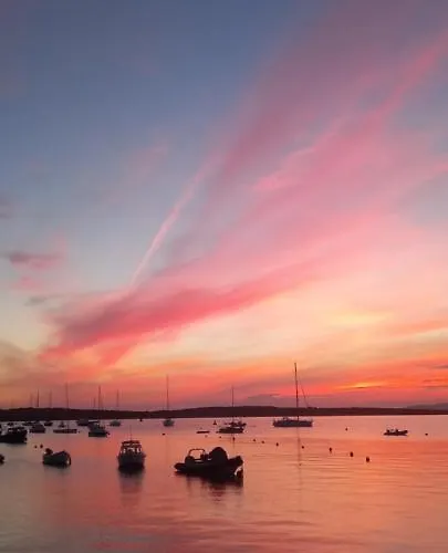 Boatman's Quarters -three Bedroom Guest