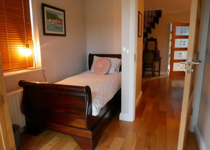 Boatman's Quarters -three Bedroom Guest 아파트 스키버렌